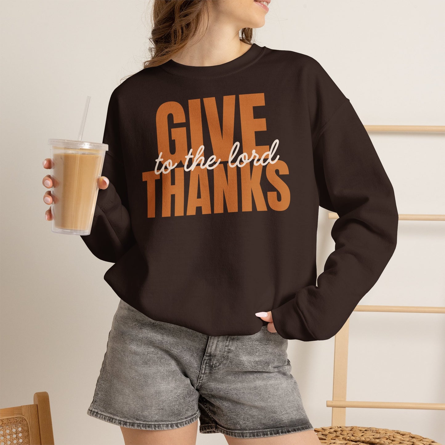 Give Thanks to the Lord Sweatshirt — Cozy Thanksgiving Crewneck
